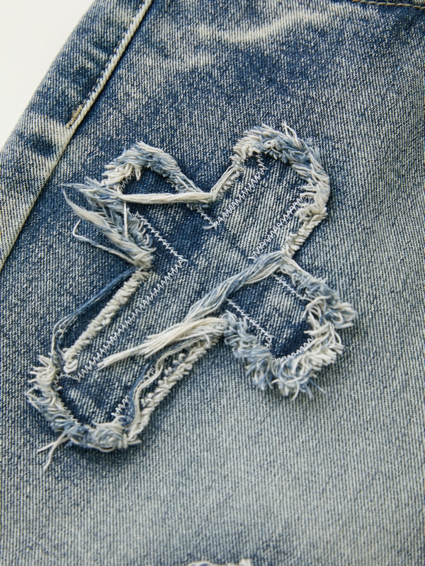 Letter Patch Faded Boyfriend Jeans-6