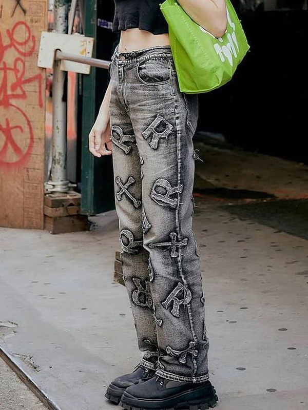 Letter Patch Faded Boyfriend Jeans-4